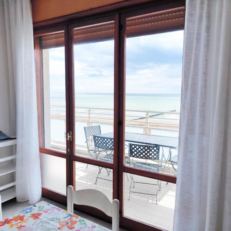 Diplomatic Superior Fronte Mare - Appartamento con 2 Camere da Letto, Balcone e Vista mare - 10