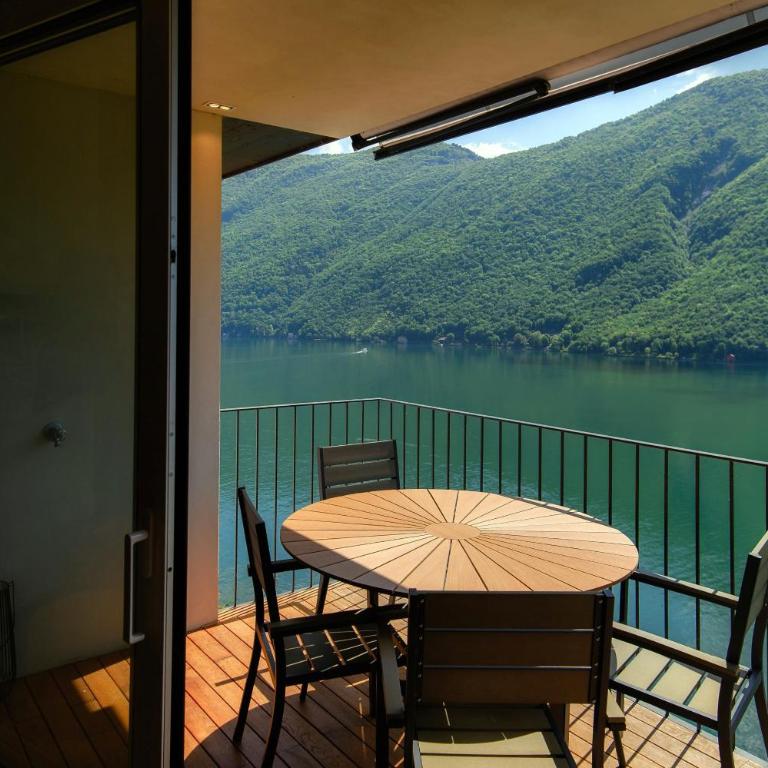 Unique Gandria Attic by Quokka 360 - Elegant Lake View Apartment - Appartamento con 2 Camere da Letto - 8