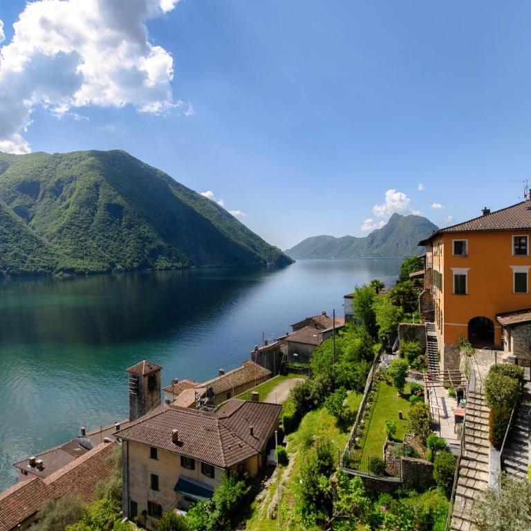 Unique Gandria Attic by Quokka 360 - Elegant Lake View Apartment - Appartamento con 2 Camere da Letto - 10