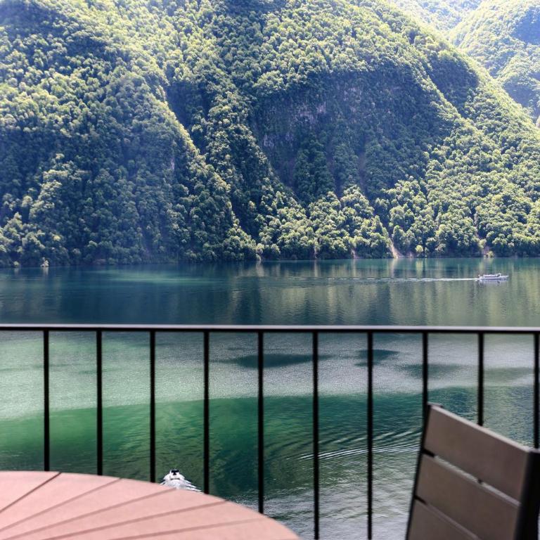 Unique Gandria Attic by Quokka 360 - Elegant Lake View Apartment - Appartamento con 2 Camere da Letto - 54