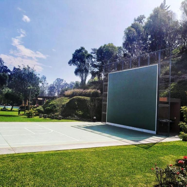 Modern Country House in a Condominium - Four-Bedroom House - 43
