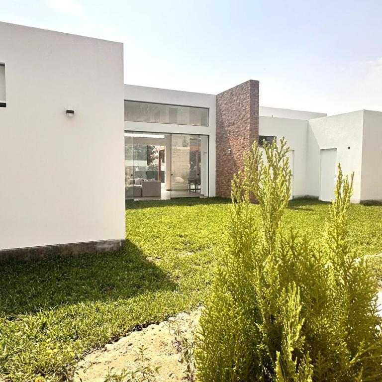 Modern Country House in a Condominium - Four-Bedroom House - 25