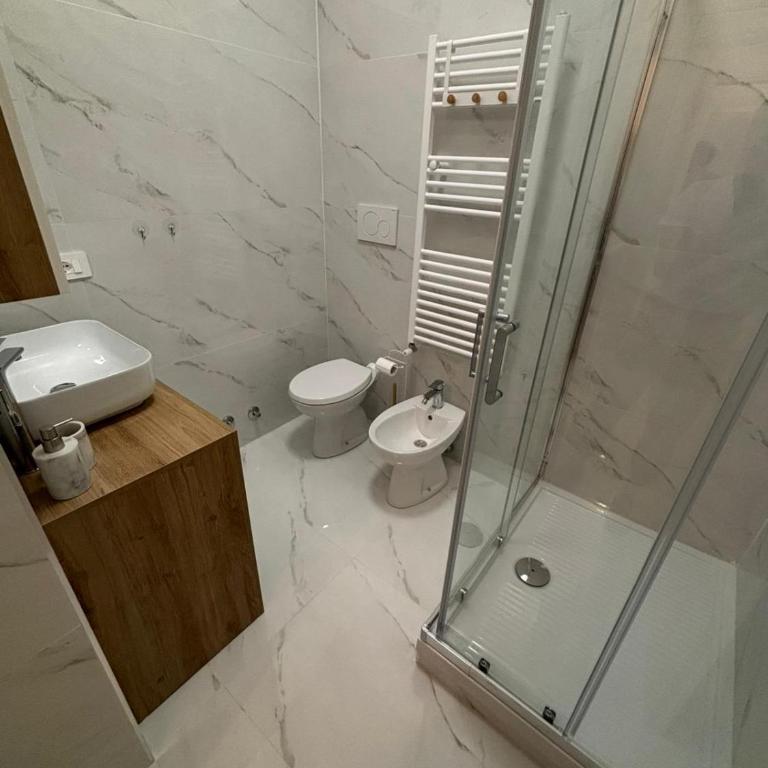 Inn Rhome 71 - Camera Familiare Deluxe - 3