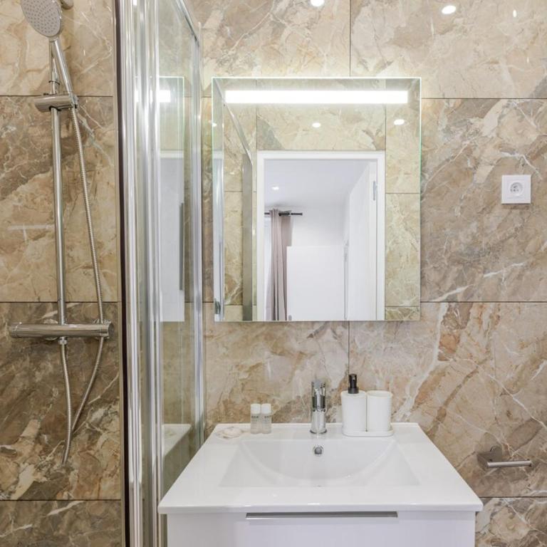 Nid douillet pour deux cœur du 19e arrondissement - Studio - 18