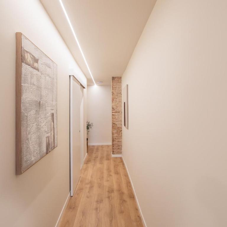 1ESC1056 - Fantastic apartment In Gotico - Five-Bedroom Apartment - 7