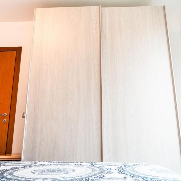 Tastefully furnished flat with pool and green area - Appartamento - 15