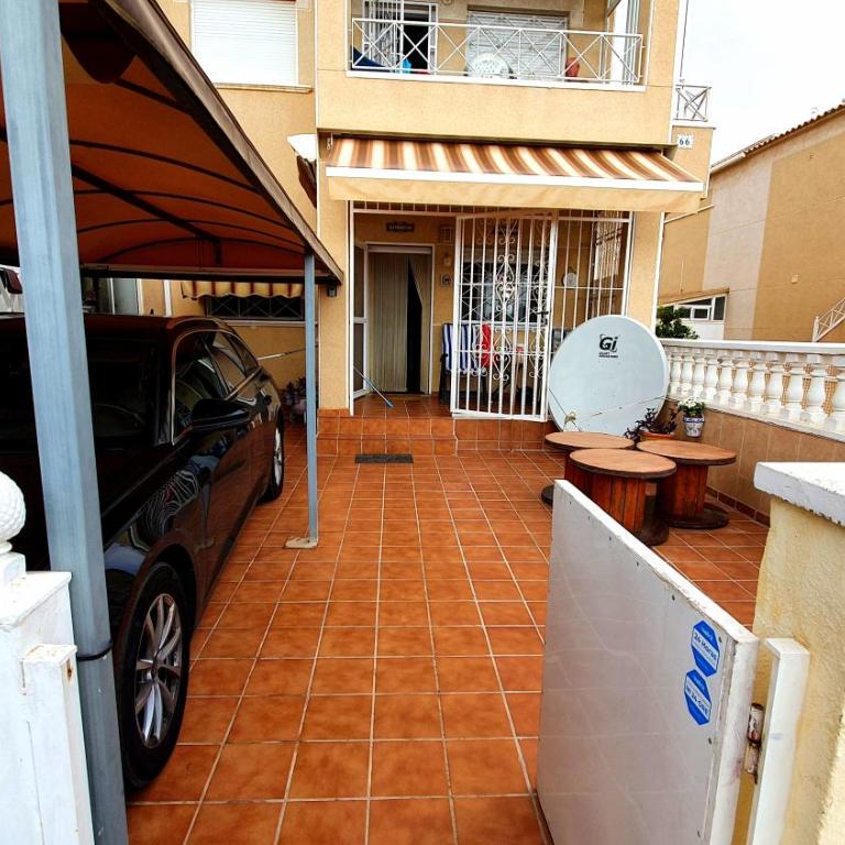 Apartment house Sungrila, 3 rooms, kitchen and terrace - Apartamento de 2 dormitorios - 30