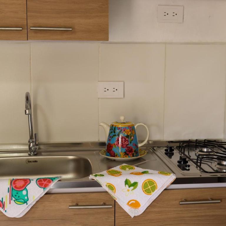 Next to the airport - cute home - Apartamento - 2 niveles - 21
