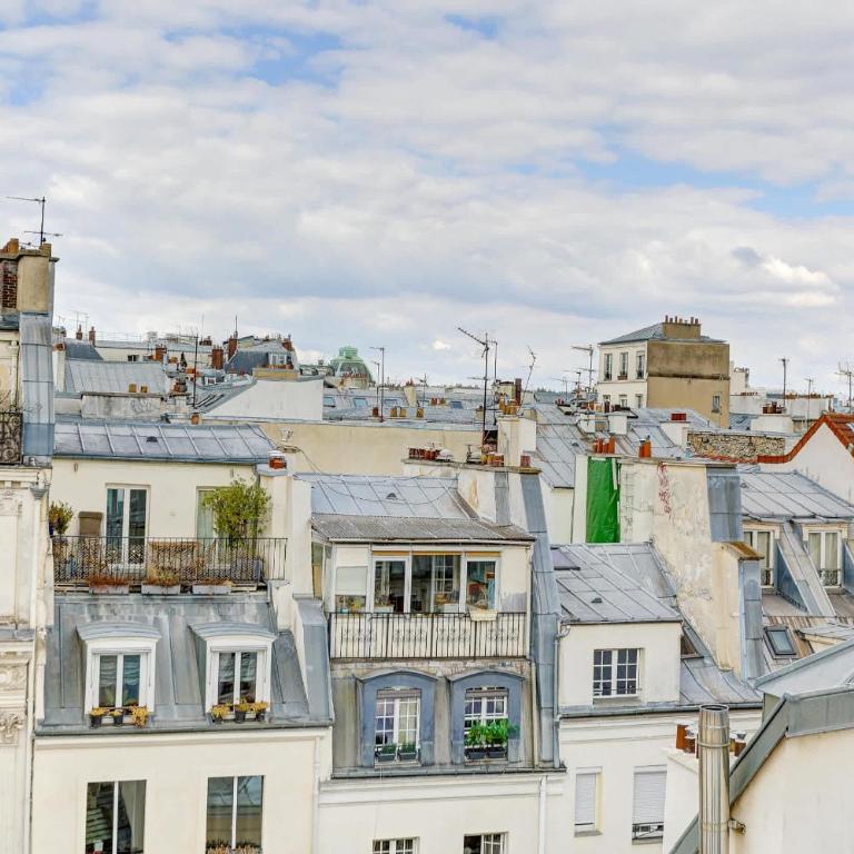 Steps from Le Marais & Montorgueil FLAT - Studio - 1
