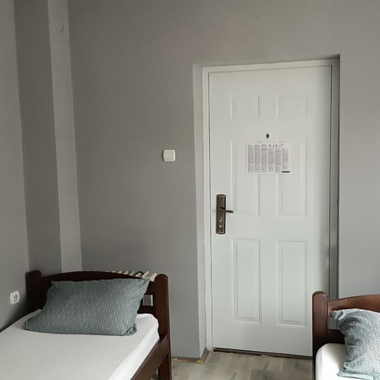 Happy Star - Standardna Dvokrevetna Soba sa Zasebnim Krevetima - 15