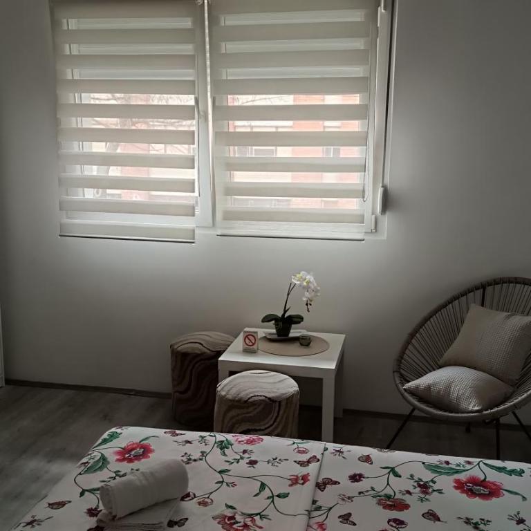 Happy Star - Dvokrevetna Soba sa Bračnim Krevetom - 19