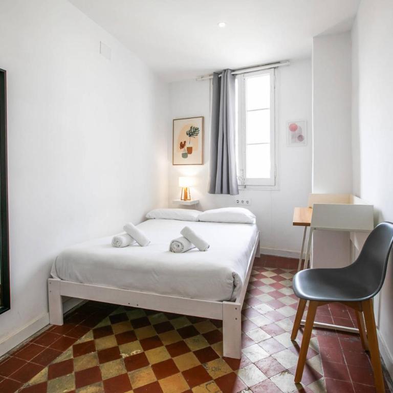 31ARA1092- Newly Refurbished 2BR Flat in the Gothi - Three-Bedroom Apartment - 16