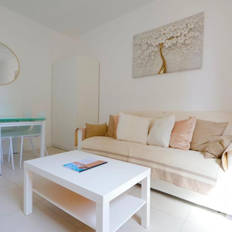 Le Nine - Apt 2 prs standing Vieil Antibes - Appartement 1 Chambre - 12