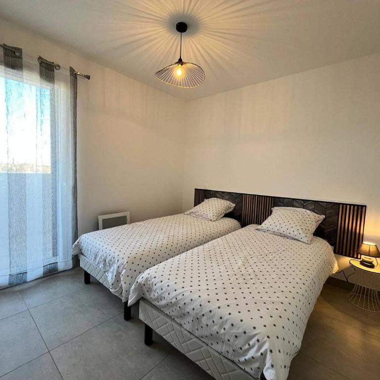 Naïa Lab - Two-Bedroom Apartment with View - 6