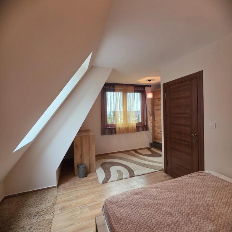 Sanjar apartmani - Apartman na Više Nivoa - 9