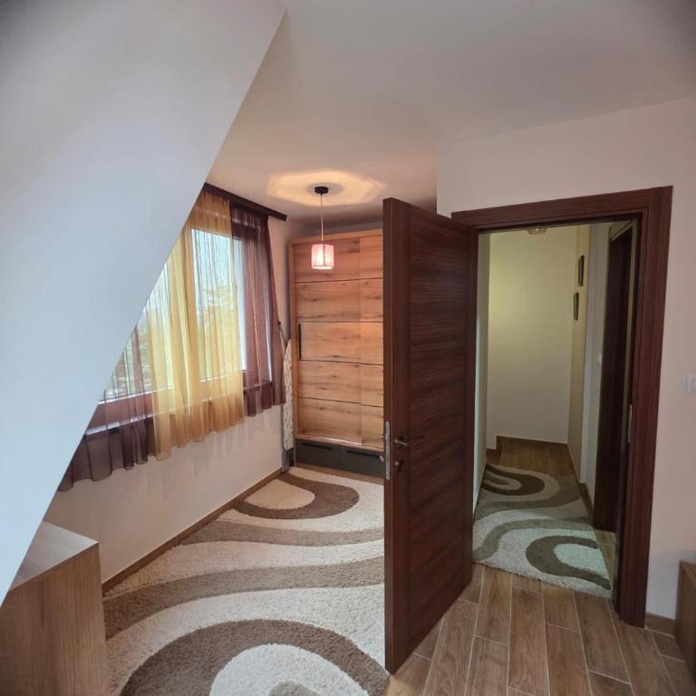 Sanjar apartmani - Apartman na Više Nivoa - 8