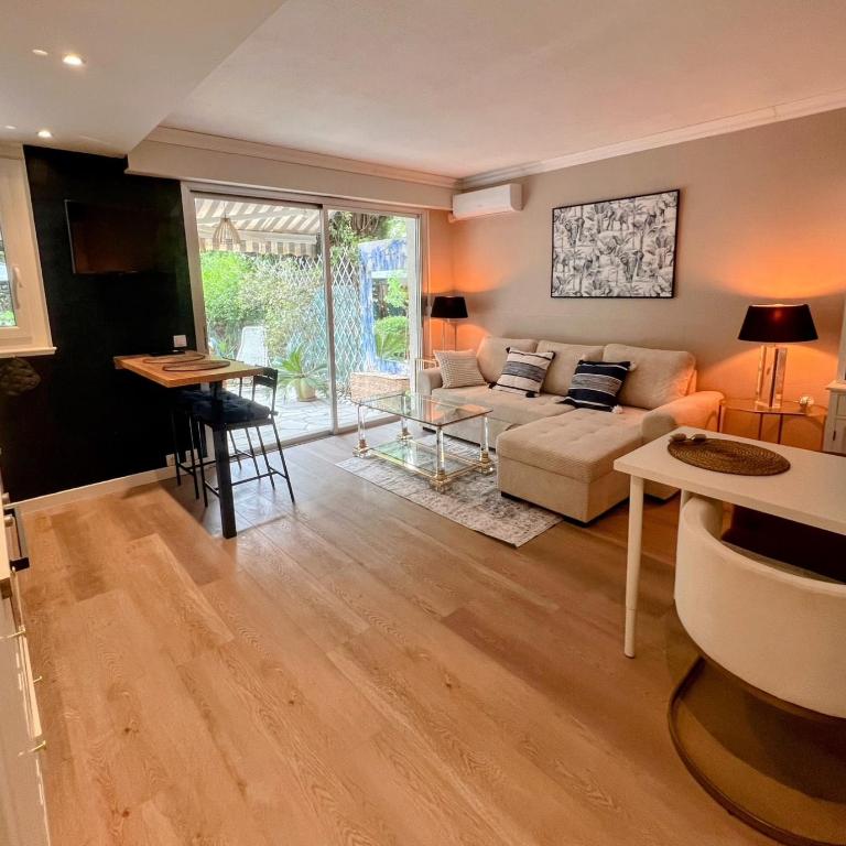 "Saint-Tropez" Superbe appartement avec Terrasse Jardin et Parking privé - Apartamento de 1 dormitorio - 3