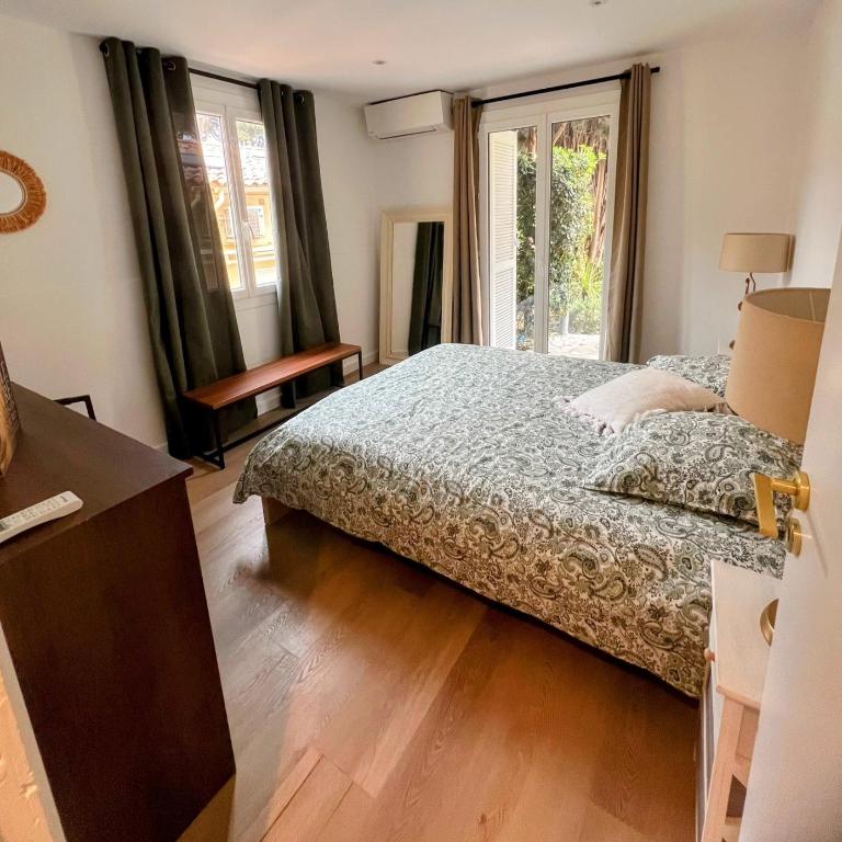 "Saint-Tropez" Superbe appartement avec Terrasse Jardin et Parking privé - Apartamento de 1 dormitorio - 12