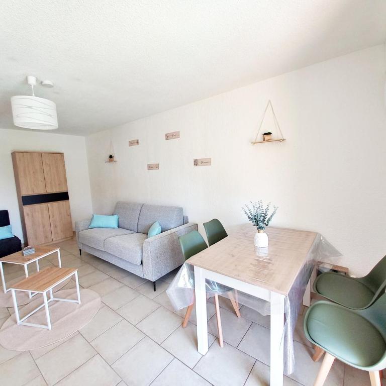 " Le Peuplier" Studio cosy Fréjus Plage -Clim-wifi - Studio - 1