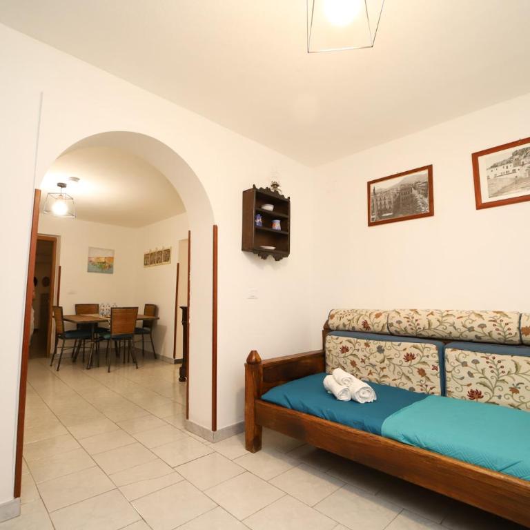 Colonna House Casa vacanze tra la Zisa e la Cattedrale - Appartamento con 1 Camera da Letto - 28