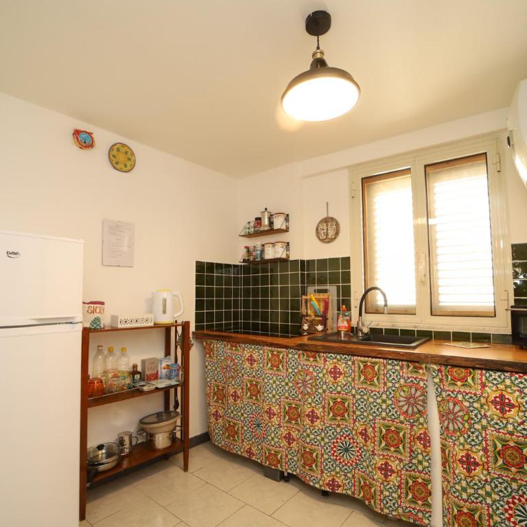 Colonna House Casa vacanze tra la Zisa e la Cattedrale - Appartamento con 1 Camera da Letto - 8