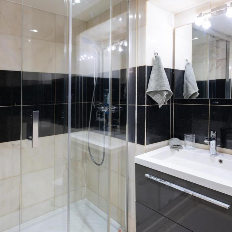 Apt Grands Boulevards 4 Guests - Appartement 1 Chambre - 4