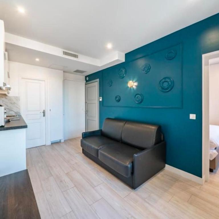 Close to train station and palace, quiet - Appartement 1 Chambre - 1