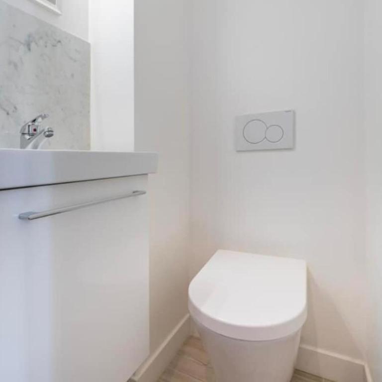 Close to train station and palace, quiet - Appartement 1 Chambre - 5