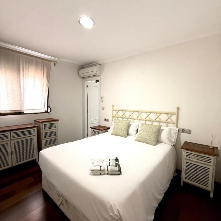Apartment 100m from the beach - Three-Bedroom Apartment - 12