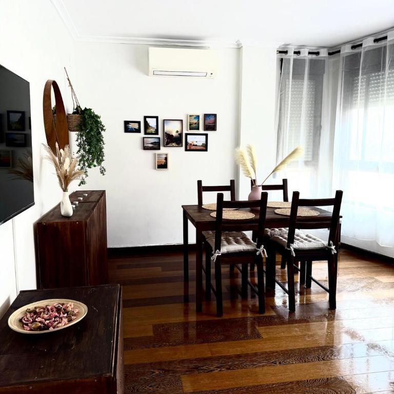 Apartment 100m from the beach - Three-Bedroom Apartment - 22