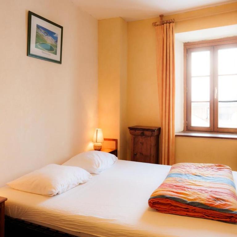 Auberge l'Estoilies - Chambre Double avec Salle de Bains Privative - 1