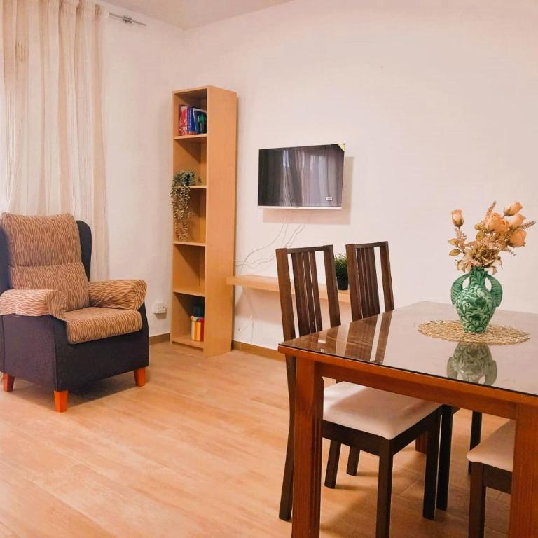 El Rincón de Milo - Two-Bedroom Apartment - 2