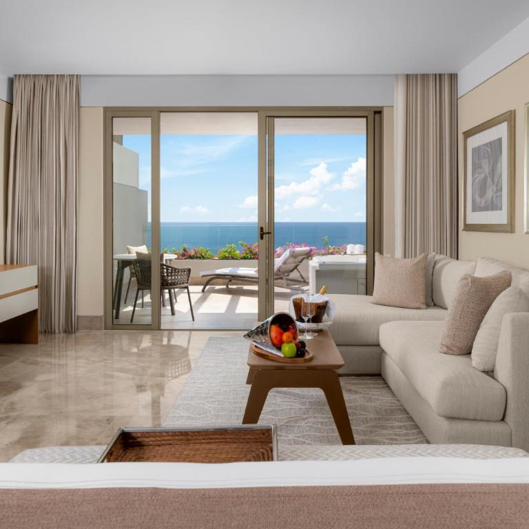 Grand Velas Boutique Hotel - Sunrise King - 2