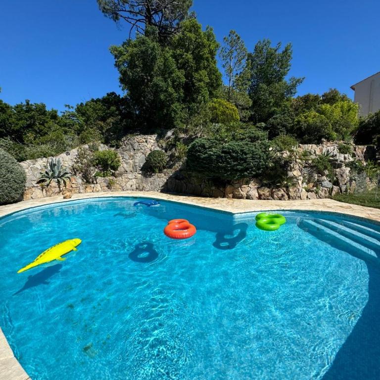 Spacious Villa with Pool and Fireplace - Villa - 7
