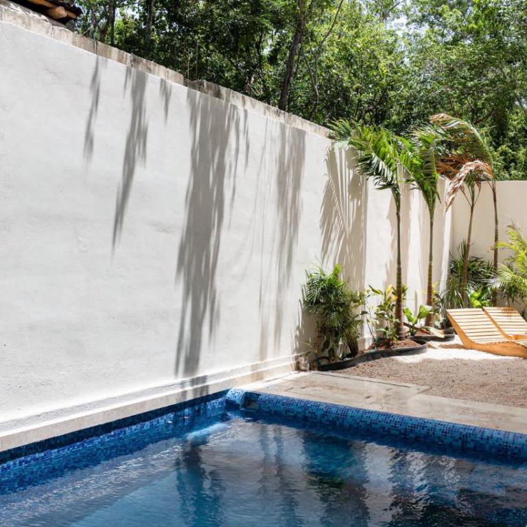Modern 1BR with Private Pool and Surround Speakers - Apartamento - 1