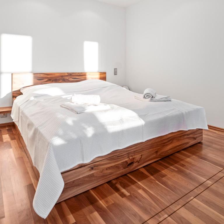 Munich Most Central Holiday Apartment 90m2 - 969 sq ft of Luxury - Appartement 2 Chambres avec Vue - 3