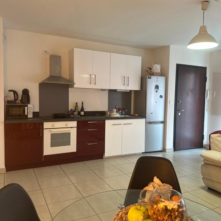 Appartement situé en ville - Appartement 1 Chambre - 4