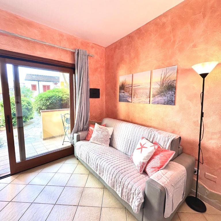 Dolfa House - One-Bedroom Apartment - 3