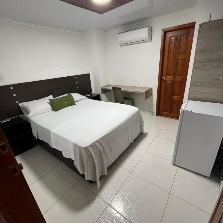 Villa Santos Apartaestudios - Habitación Doble Estándar - 5