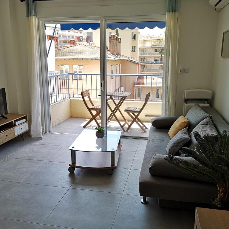 Charmant 2P au cœur de Juan-les-Pins - One-Bedroom Apartment - 3