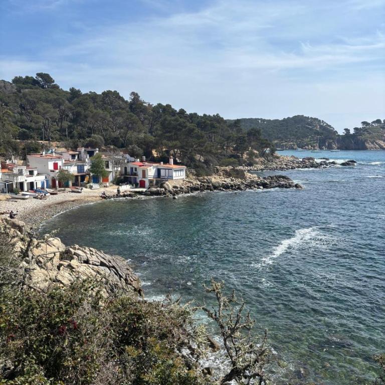 La Sardineta, es un apartamento en la Costa Brava, Palamós 1 minuto de la playa Alquiler temporal mínimo 32 noches - Apartamento de 2 dormitorios - 5