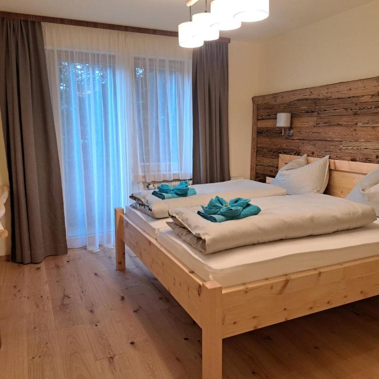 Landhaus Königsreiner - Doppelzimmer mit Balkon - 2