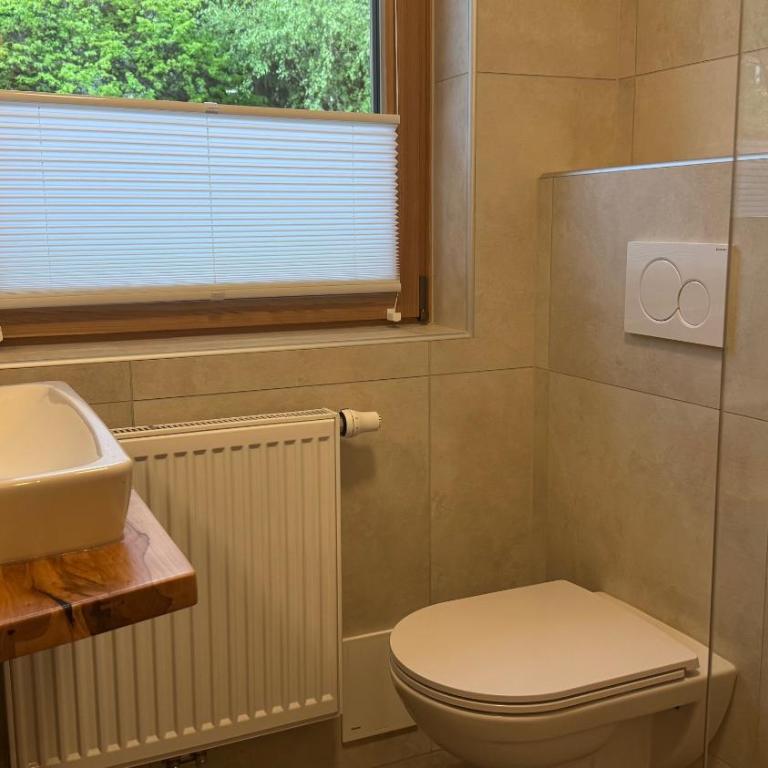Landhaus Königsreiner - Doppelzimmer mit Balkon - 4