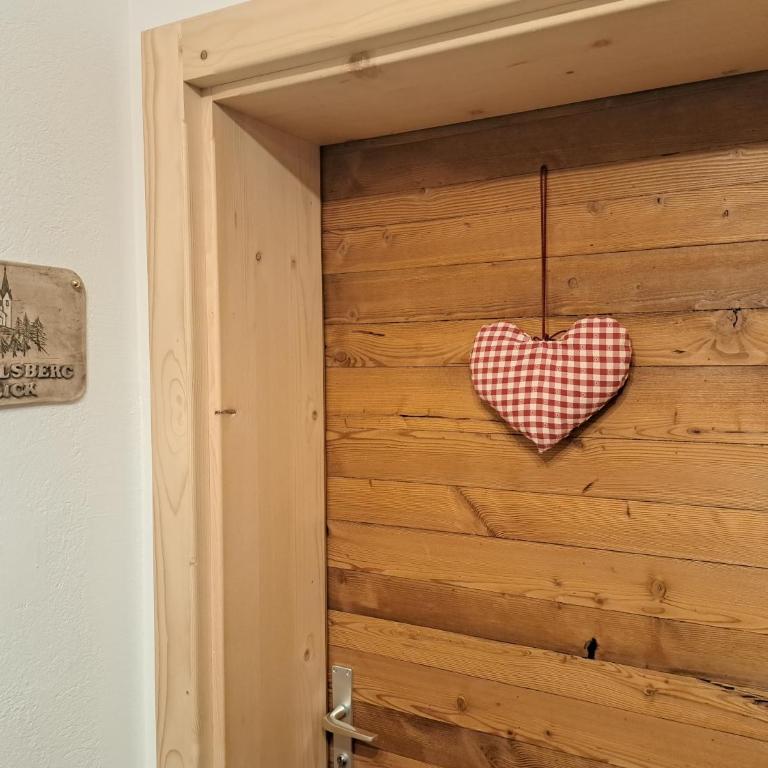 Landhaus Königsreiner - Doppelzimmer mit Balkon - 1