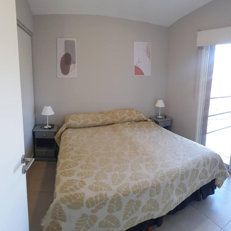 Departamento 5 pasajeros a 9 cuadras del centro - Apartamento de 2 dormitorios - 4