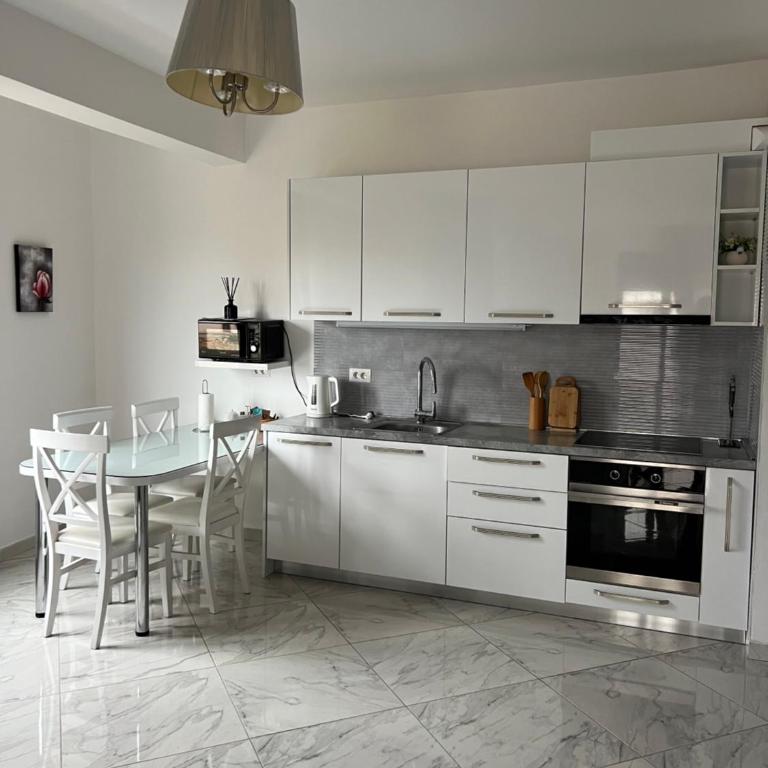 Beautiful comfort apartment - Apartman sa 1 Spavaćom Sobom, Pogledom na More i Balkonom - 3