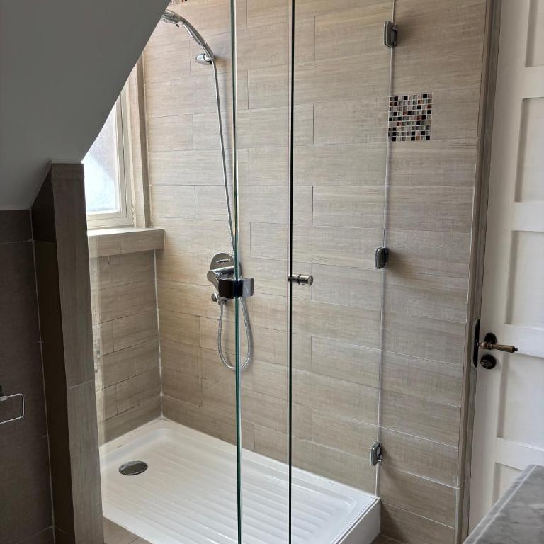 Hotel HC94 - Habitación Deluxe (1 adulto + 1 niño) - 5