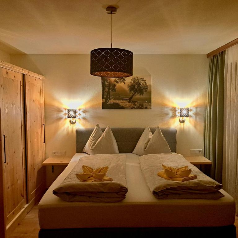 Landhaus Königsreiner - Doppelzimmer mit Bergblick - 3