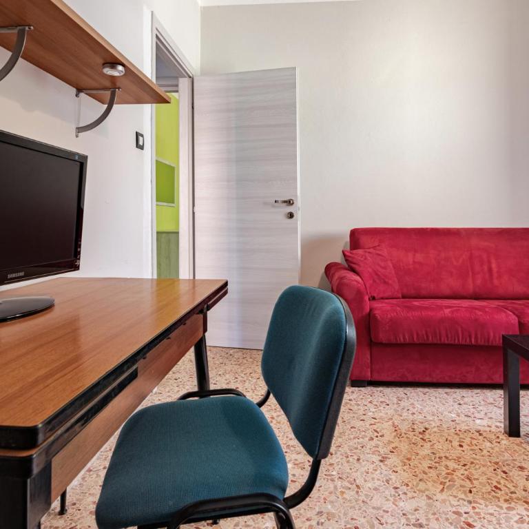 Hostly-La Casa di Andrea-Near the Leaning Tower - Appartamento Superior con 3 Camere da Letto - 25