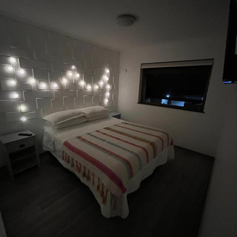 Moderno Departamento Equipado Estacionamiento Privado 2D-2B con Excelente ubicación en Los Ángeles - Apartamento de 2 dormitorios - 21